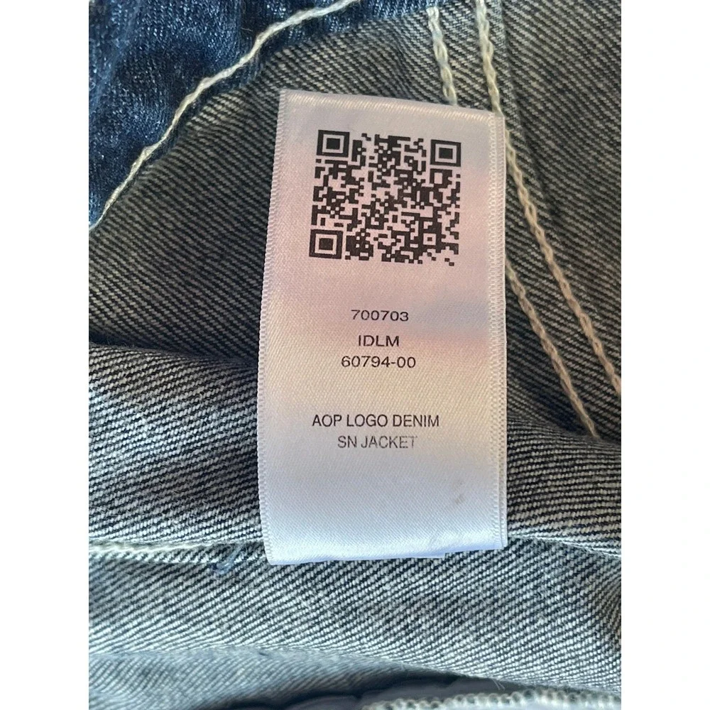 True Religion AOP Logo Denim Trucker Jacket Blue‎ Jean 700703 Mens L NWT